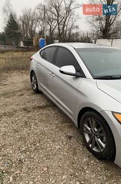 Седан Hyundai Elantra 2017 в Ирпене