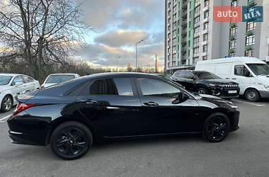 Седан Hyundai Elantra 2020 в Киеве