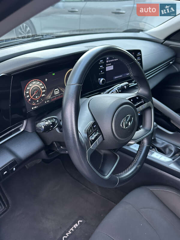 Седан Hyundai Elantra 2020 в Киеве