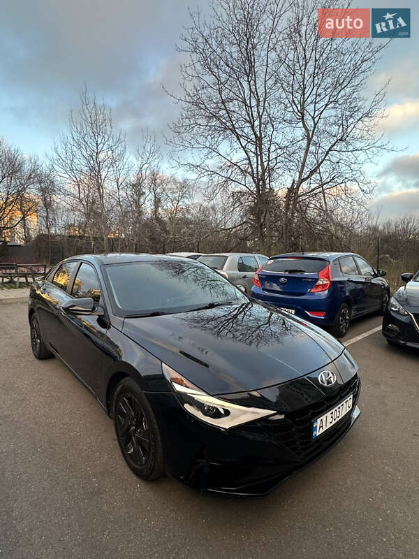 Седан Hyundai Elantra 2020 в Киеве