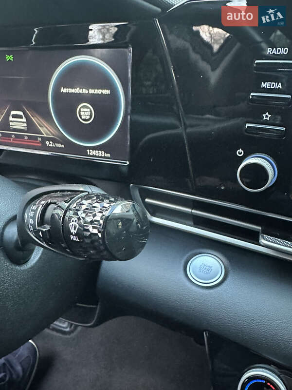 Седан Hyundai Elantra 2020 в Киеве