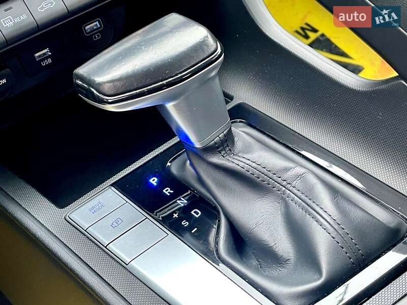 Седан Hyundai Elantra 2021 в Києві