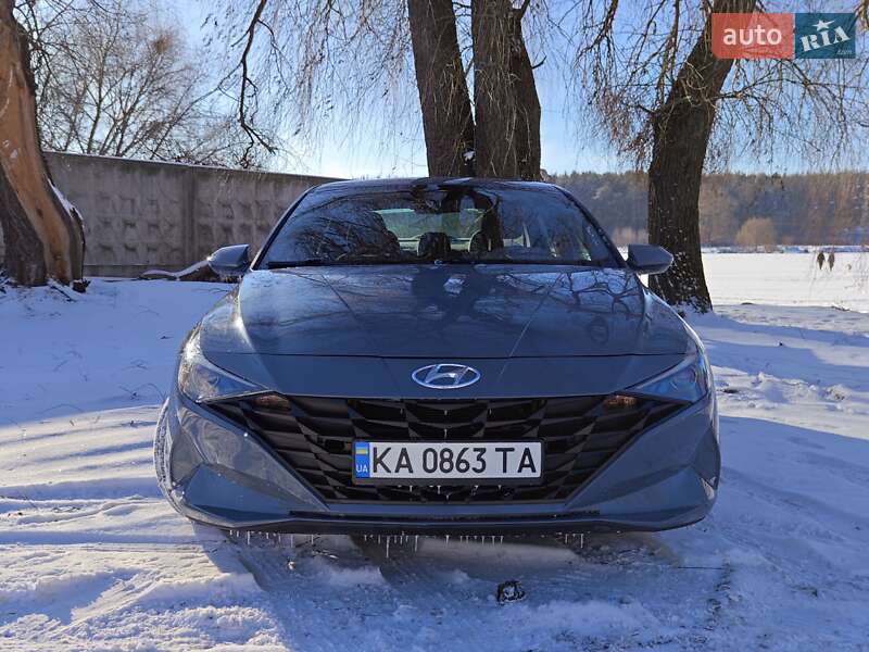 Седан Hyundai Elantra 2022 в Киеве