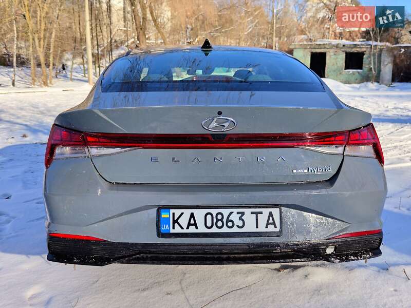 Седан Hyundai Elantra 2022 в Киеве