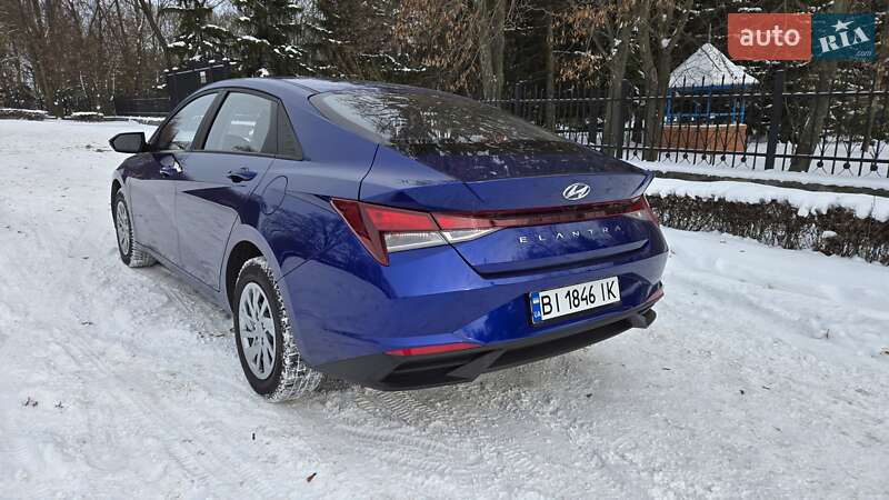 Седан Hyundai Elantra 2021 в Миргороде