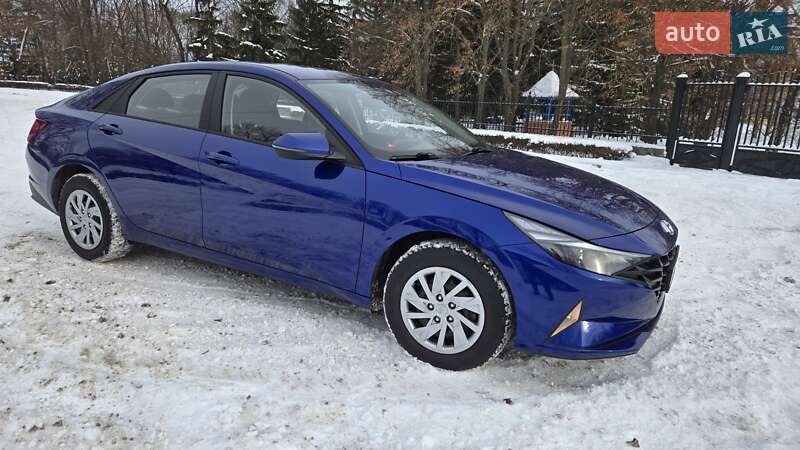 Седан Hyundai Elantra 2021 в Миргороде