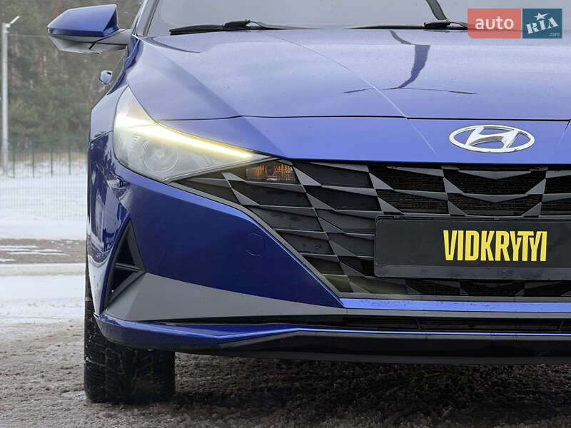 Седан Hyundai Elantra 2021 в Киеве