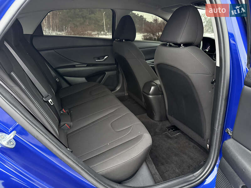 Седан Hyundai Elantra 2021 в Киеве