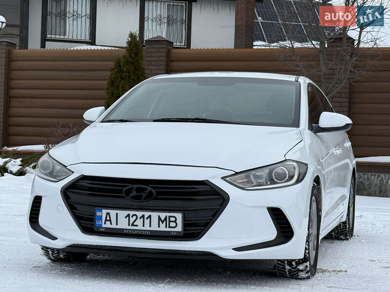 Hyundai Elantra 2017