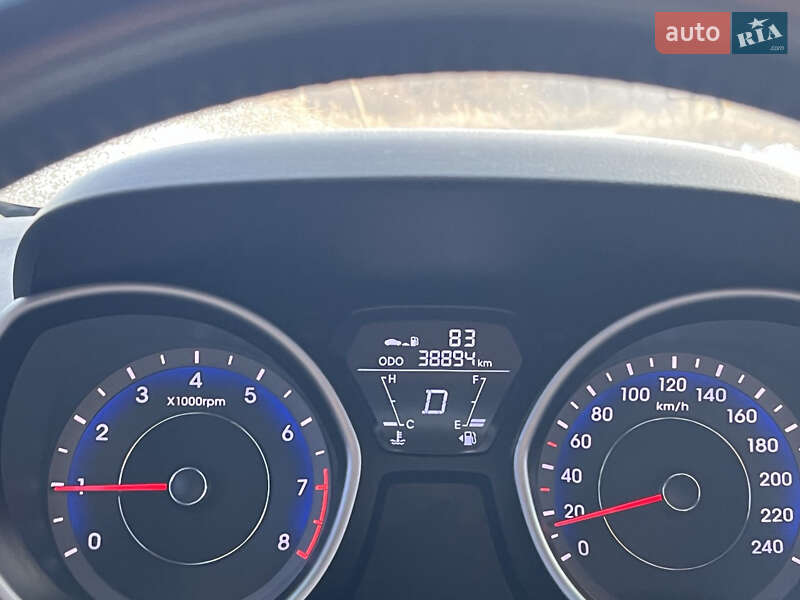 Седан Hyundai Elantra 2013 в Харькове
