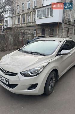 Седан Hyundai Elantra 2013 в Одессе