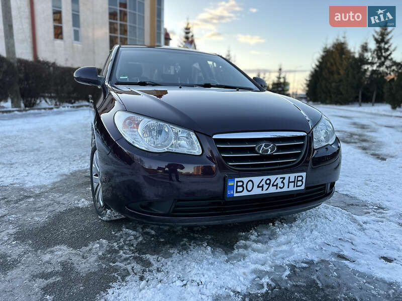 Седан Hyundai Elantra 2007 в Тернополе
