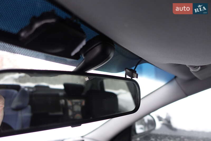 Седан Hyundai Elantra 2008 в Киеве