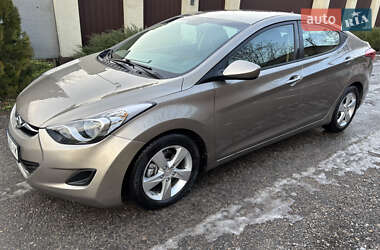Седан Hyundai Elantra 2013 в Запоріжжі
