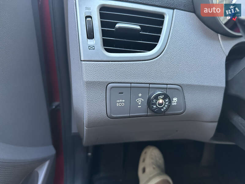 Седан Hyundai Elantra 2014 в Киеве фото 9 Седан Hyundai Elantra 2014 в Киеве