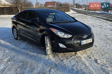 Седан Hyundai Elantra 2012 в Киеве