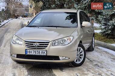 Седан Hyundai Elantra 2010 в Одессе