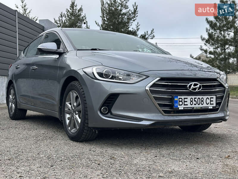Hyundai Elantra 2018