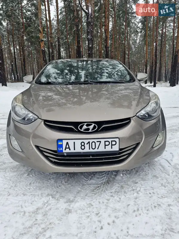 Hyundai Elantra