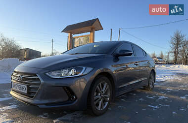 Седан Hyundai Elantra 2016 в Звягелі