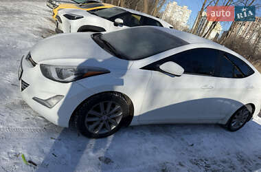 Седан Hyundai Elantra 2014 в Киеве