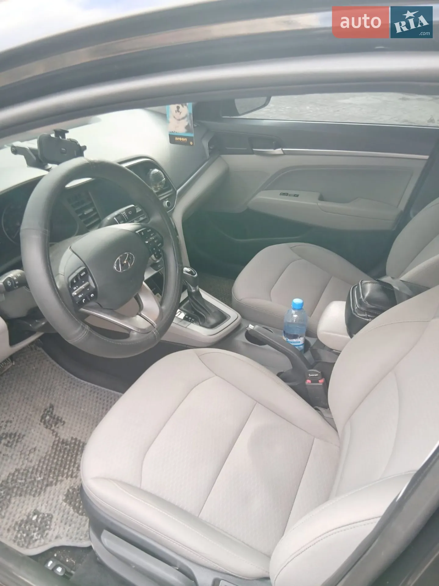 2019 Hyundai Elantra - мініатюра 10
