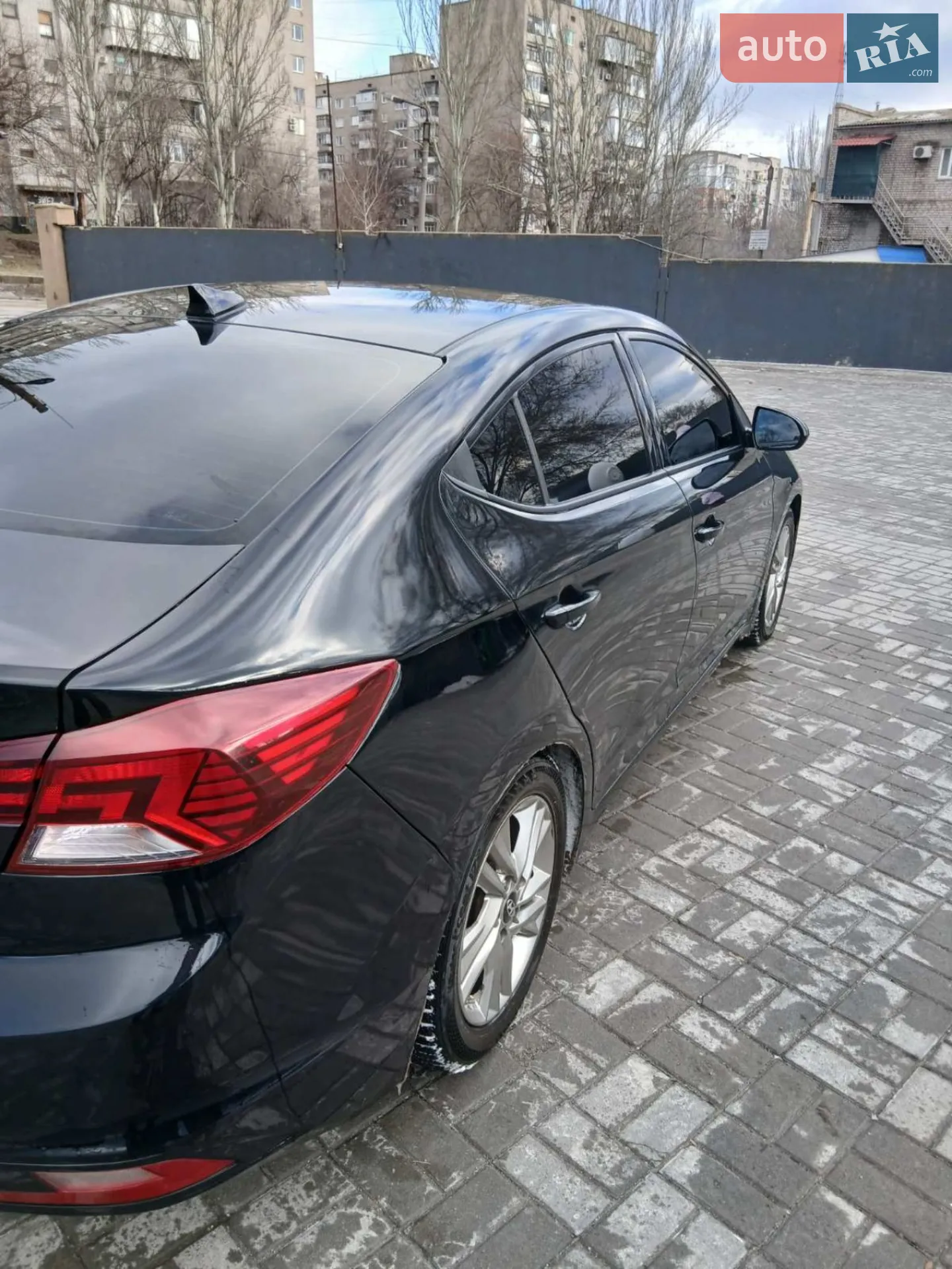 2019 Hyundai Elantra - мініатюра 12
