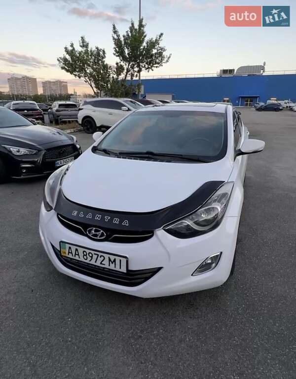 Hyundai Elantra 2012 Hyundai Elantra 2012