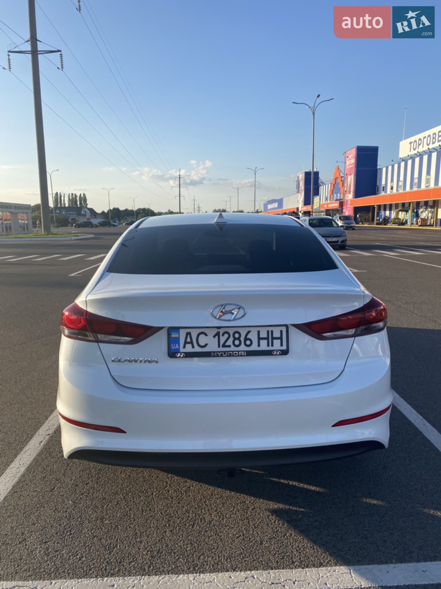 2016 Hyundai Elantra - мініатюра 3