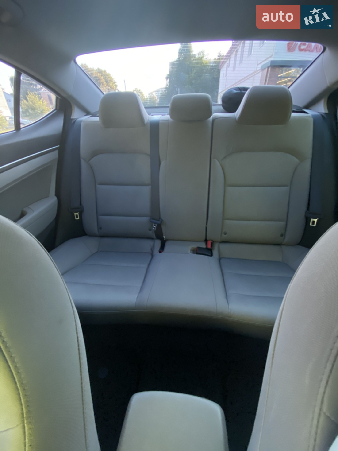 2016 Hyundai Elantra - мініатюра 7