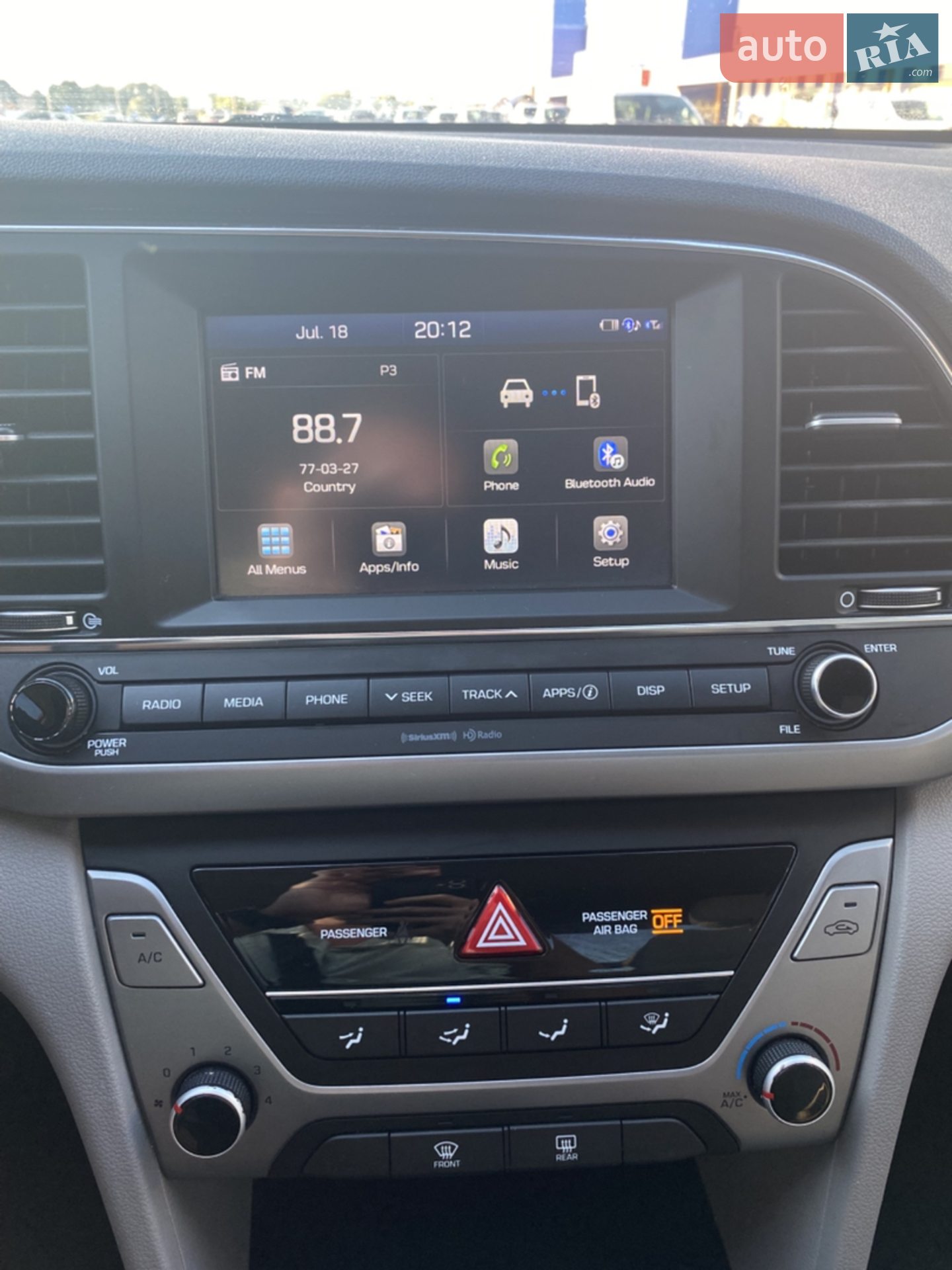2016 Hyundai Elantra - мініатюра 17