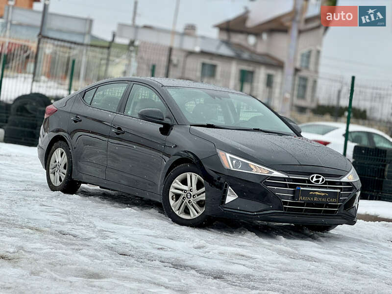 Hyundai Elantra 2019