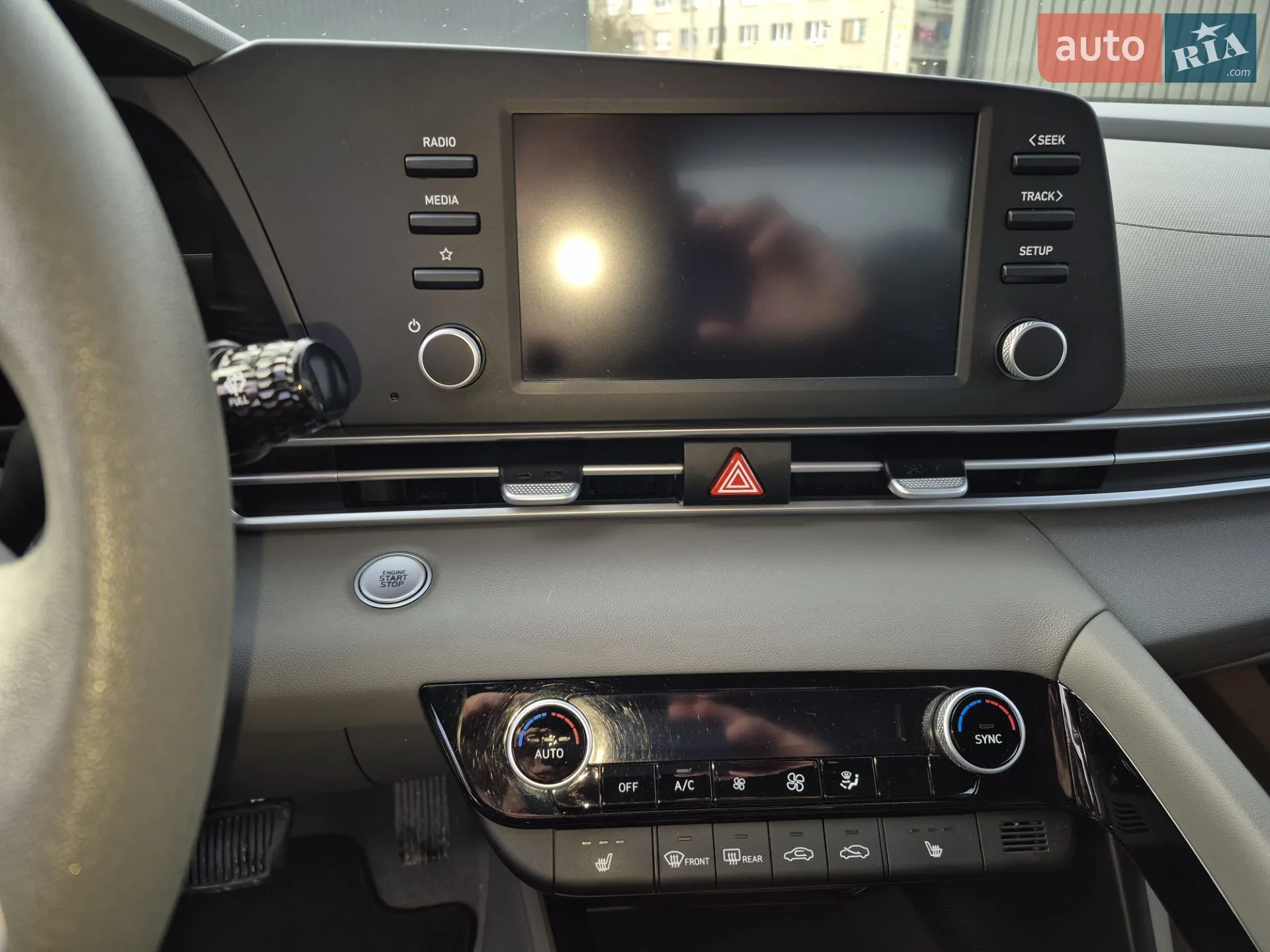 2023 Hyundai Elantra - мініатюра 28