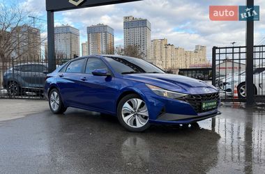 Седан Hyundai Elantra 2021 в Києві