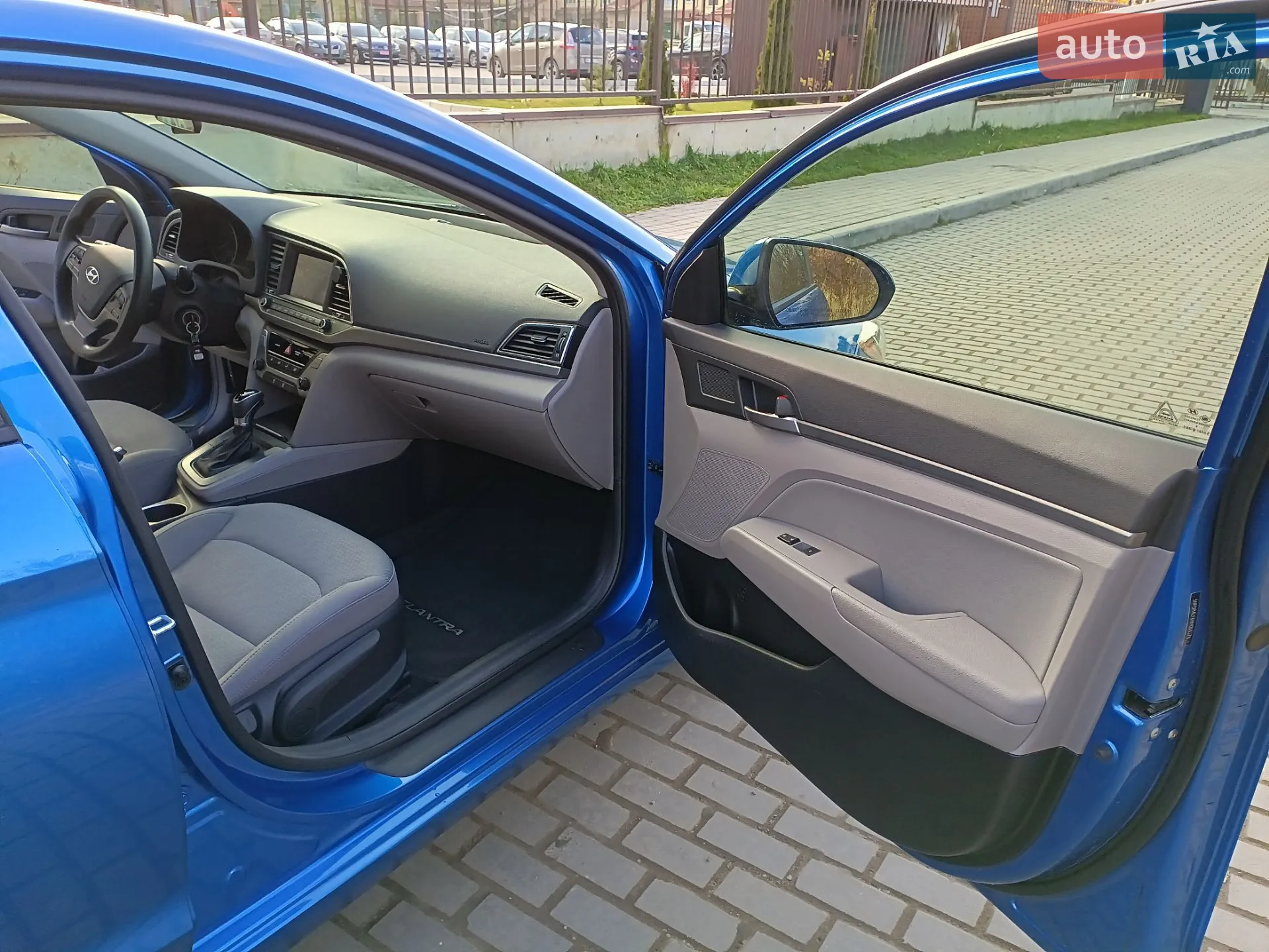 2016 Hyundai Elantra - мініатюра 5