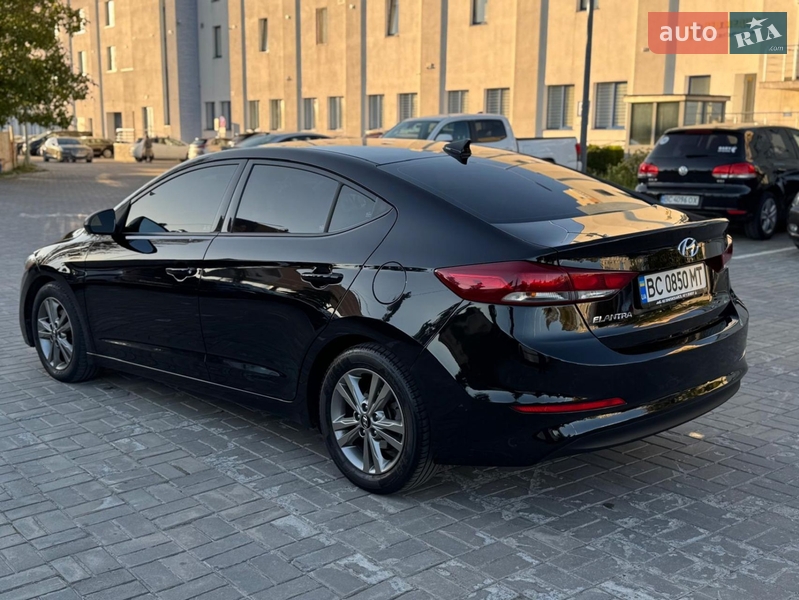 Hyundai Elantra 2018