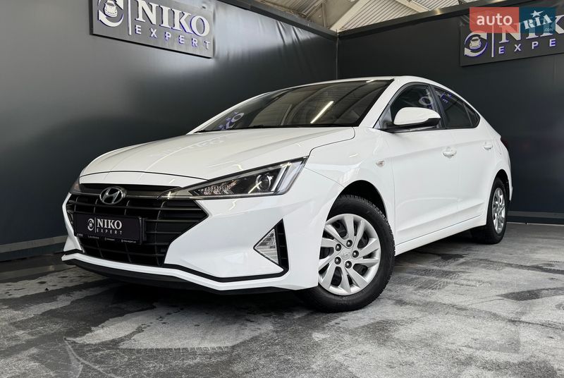 Hyundai Elantra 2020