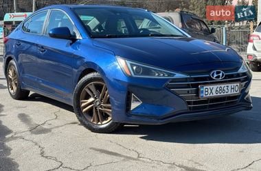 Седан Hyundai Elantra 2019 в Хмельницькому