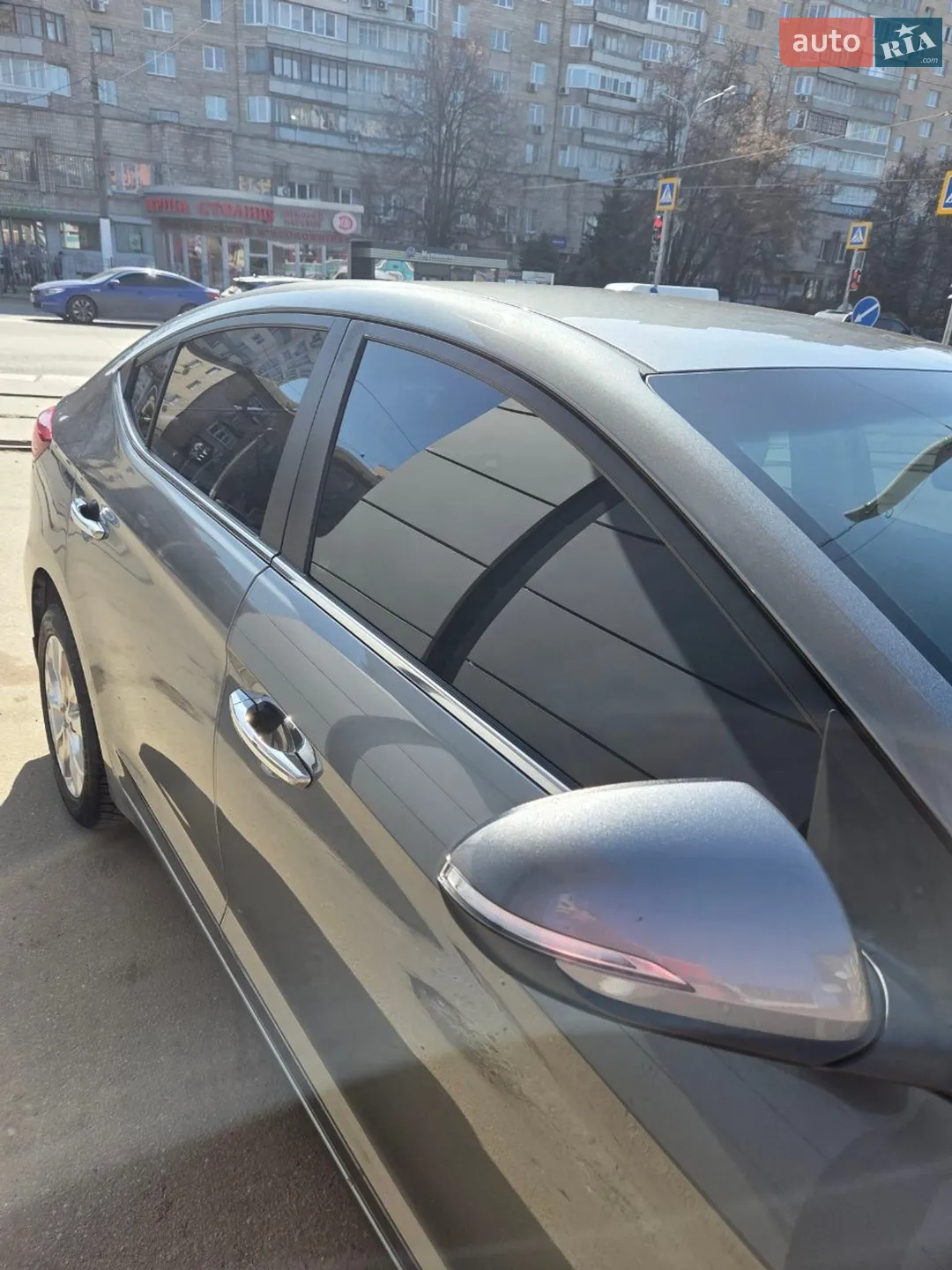 2018 Hyundai Elantra - мініатюра 3