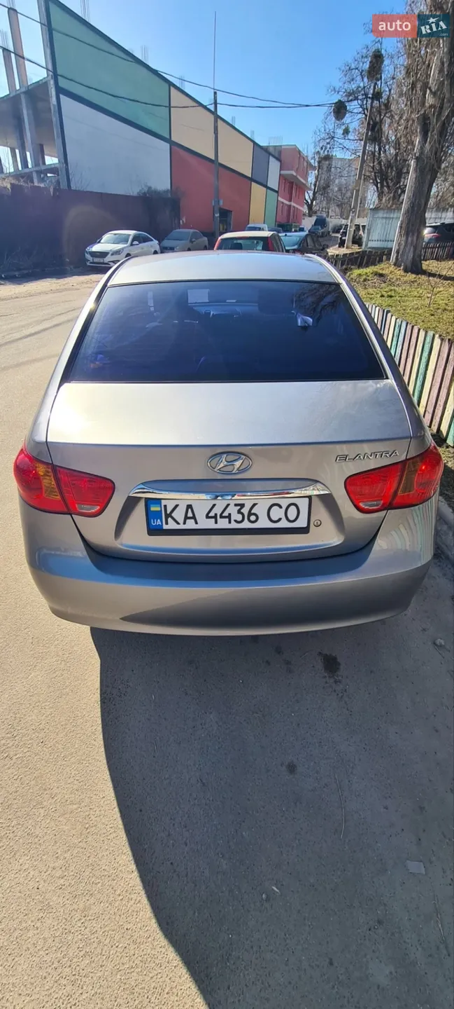 2011 Hyundai Elantra - мініатюра 6