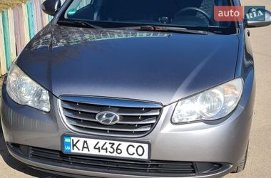Седан Hyundai Elantra 2011 в Києві