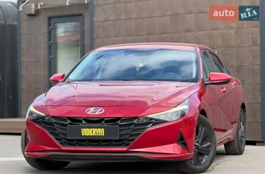Седан Hyundai Elantra 2022 в Києві