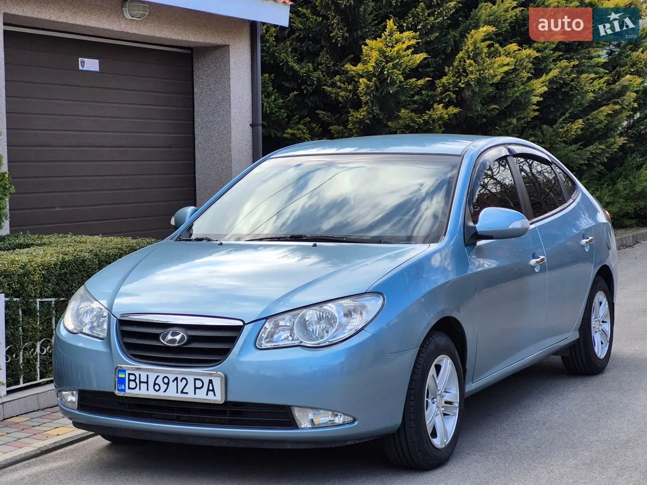 2010 Hyundai Elantra - мініатюра 12