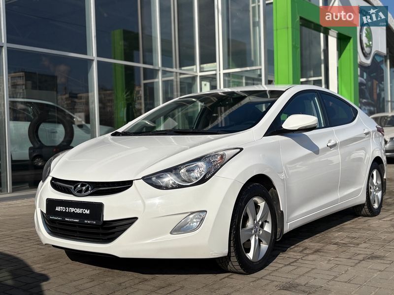Седан Hyundai Elantra 2012 в Киеве