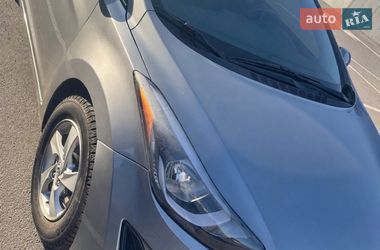 Седан Hyundai Elantra 2014 в Полтаве