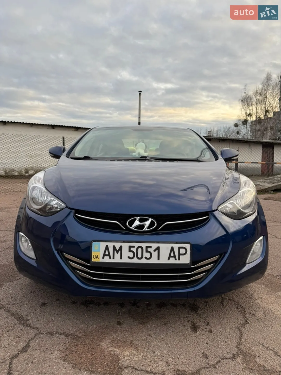 2013 Hyundai Elantra - мініатюра 23