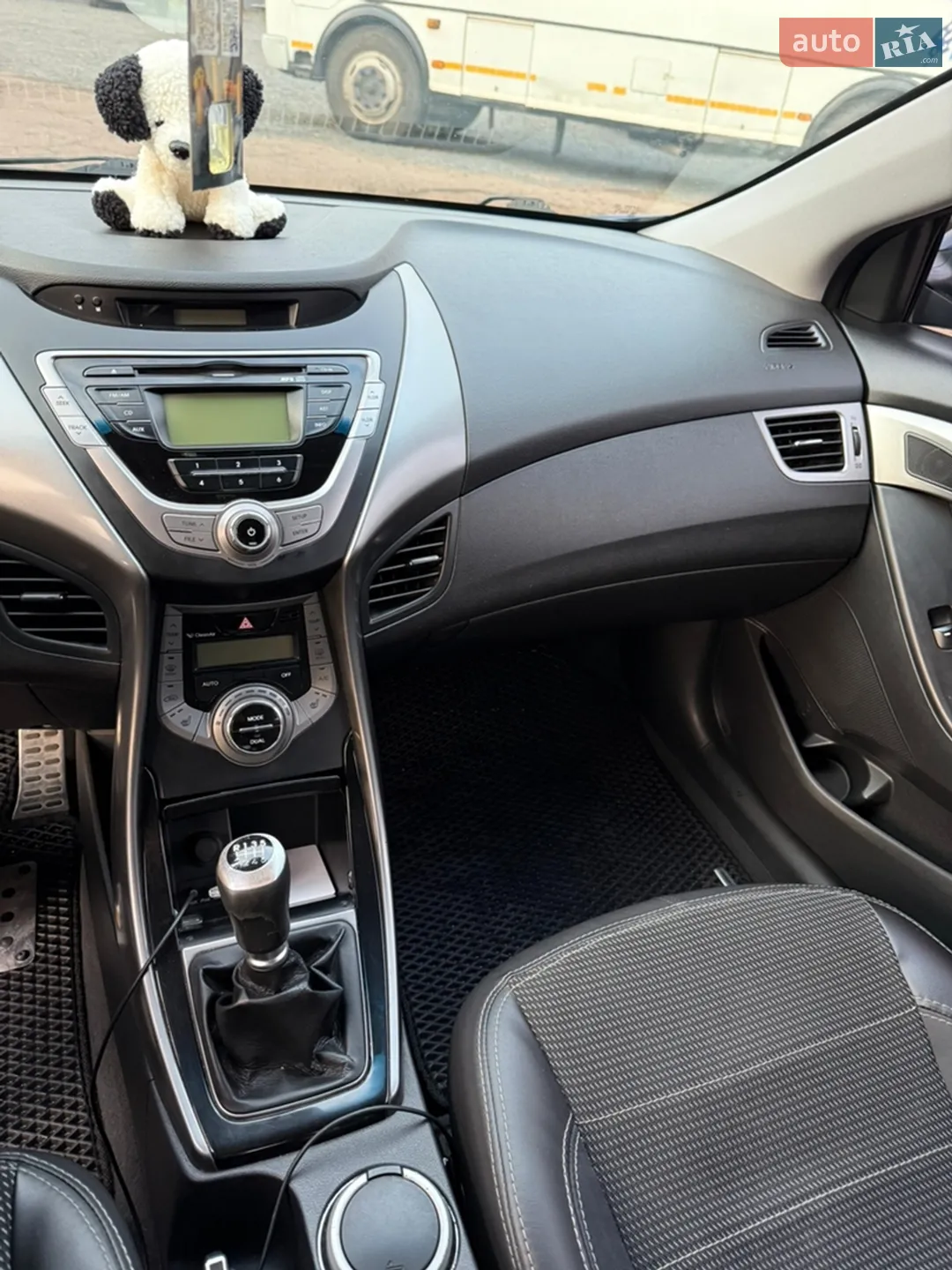 2013 Hyundai Elantra - мініатюра 46