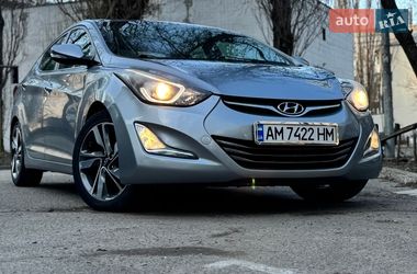 Седан Hyundai Elantra 2014 в Киеве