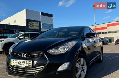 Седан Hyundai Elantra 2013 в Киеве
