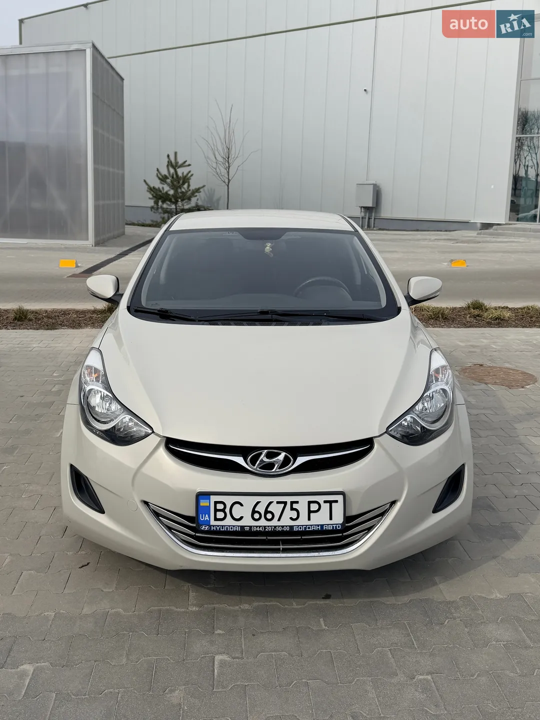 2013 Hyundai Elantra - мініатюра 2